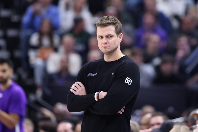崔永熙完成NBA夏季联赛首秀 7分钟贡献6分1助