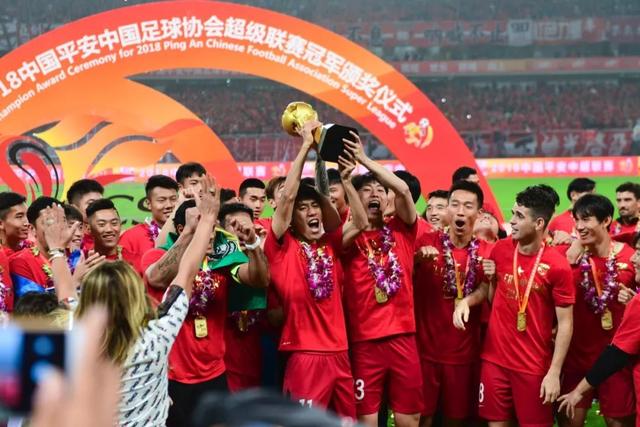 萨林杰35+22+12深圳获4连胜 广厦送北控3连败